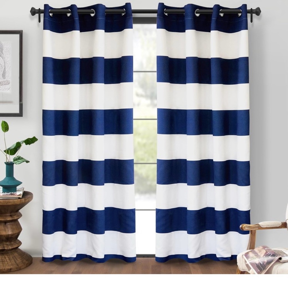 Drift away curtains 2 panels